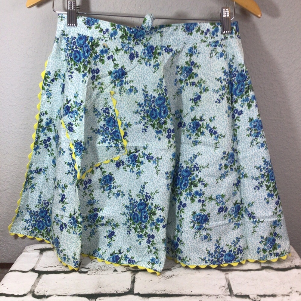 Apron Vintage Handmade Blue Floral Print Yellow Rick Rack Trim